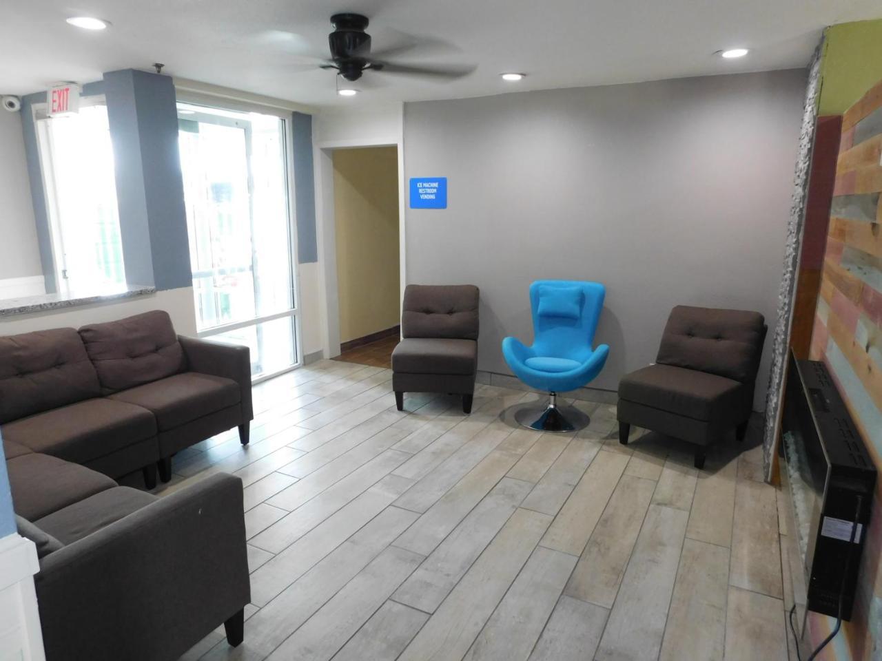 Days Inn By Wyndham West Des Moines - Clive Buitenkant foto